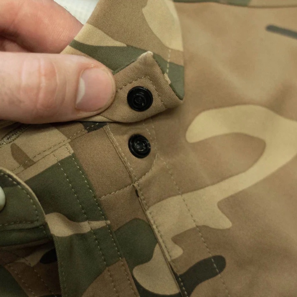 Men’s Short Sleeve Camouflage Button-Up Shirt - Tan/Olive - Picture 6 of 7